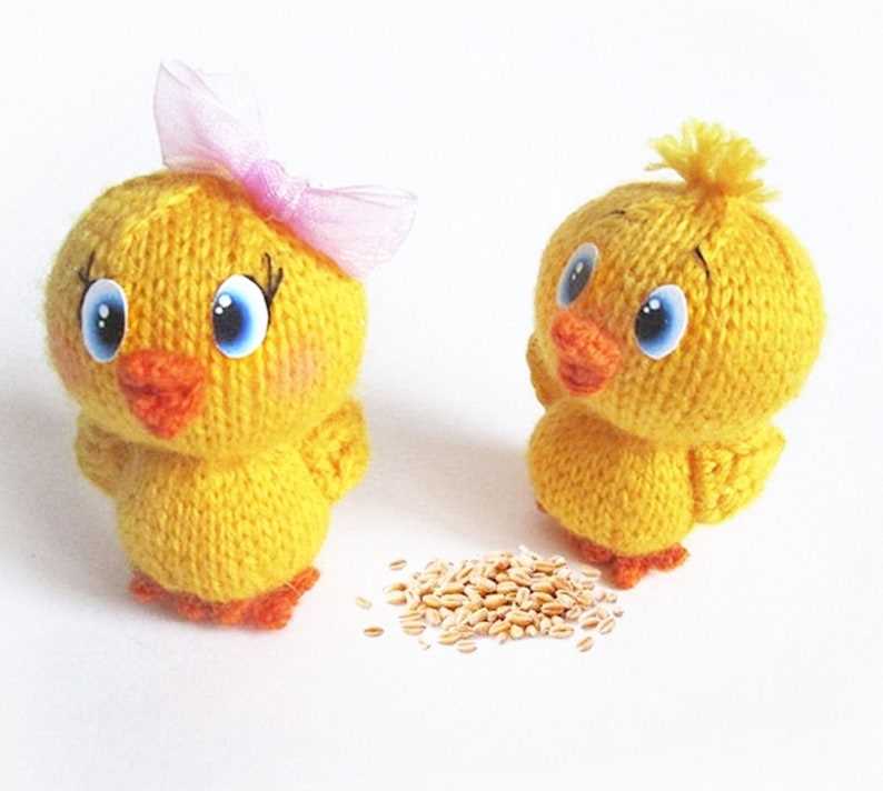 Easter chick knitting pattern