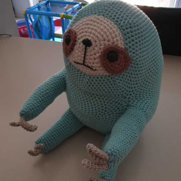 Knitting pattern for sloth
