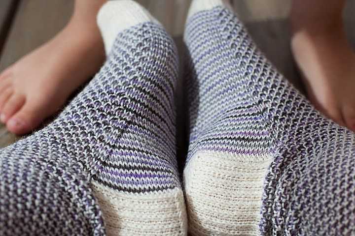 Double knit sock pattern free