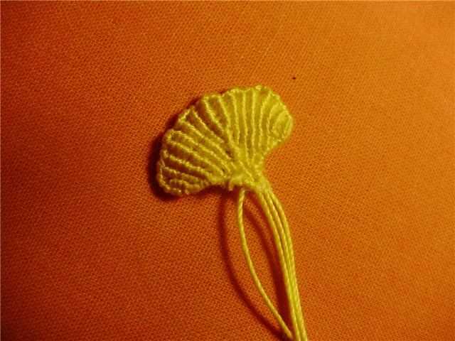 Ginkgo leaf knitting pattern