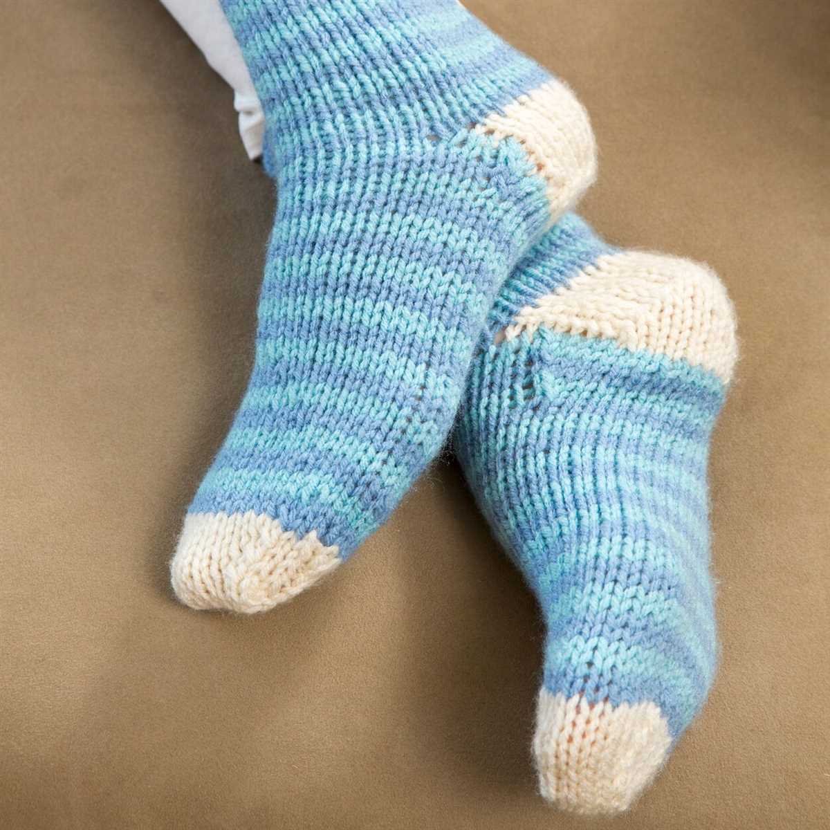 Free knit sock pattern