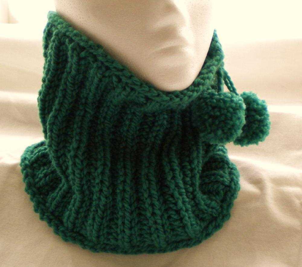 Neck warmer knitting pattern
