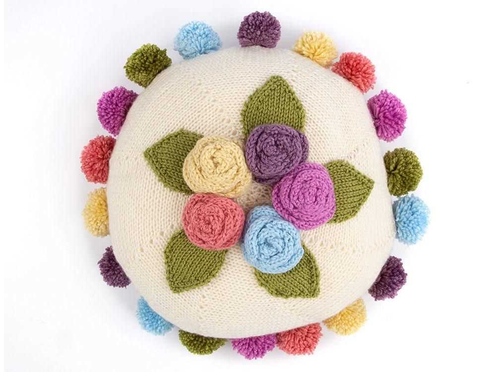 Free cushion knitting patterns uk