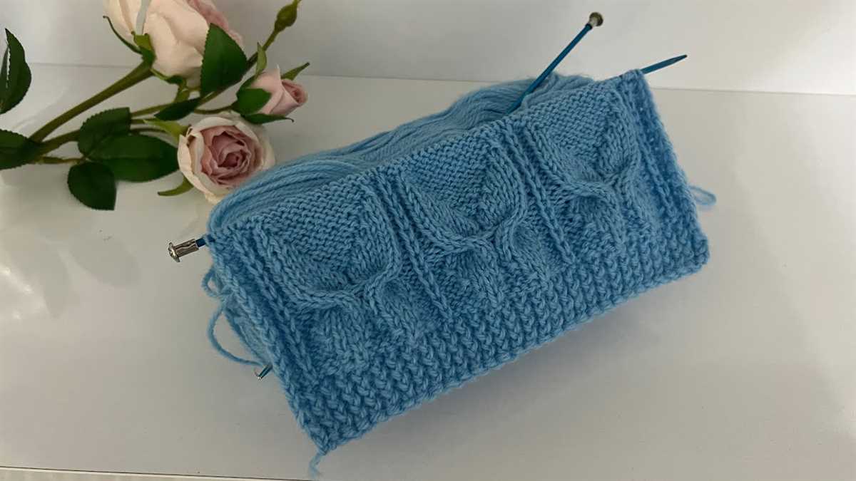 Knitted duster pattern