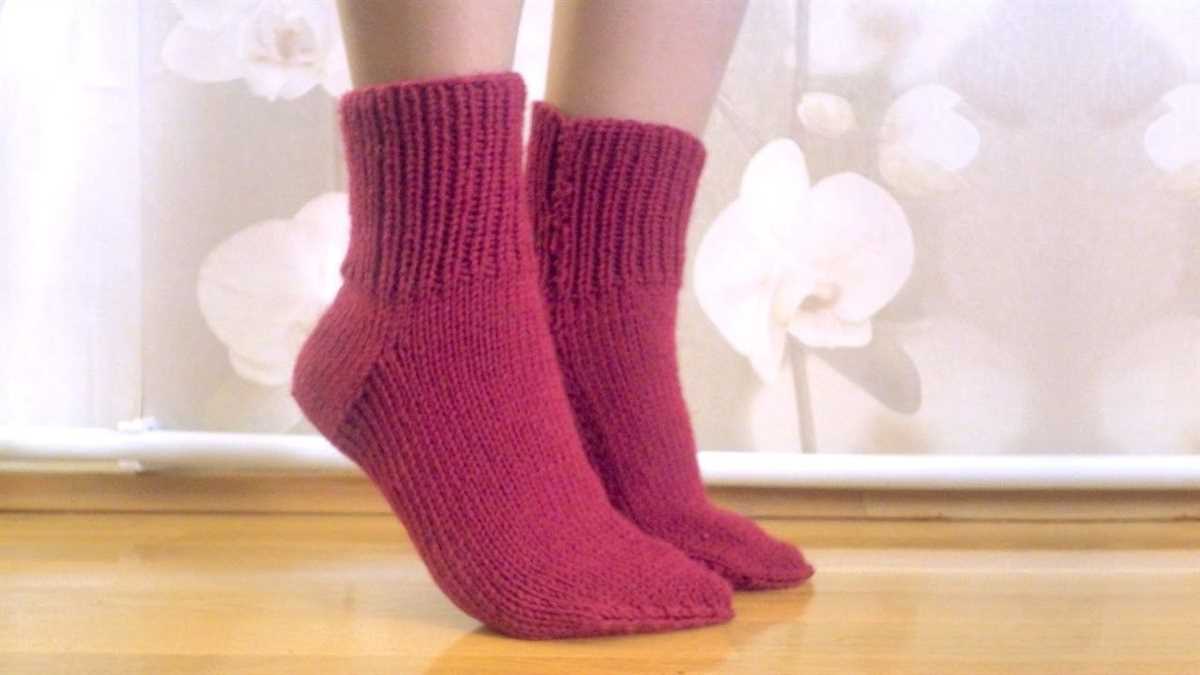 Knitting patterns with straight needles